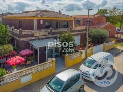 Casa en venta en Avinyonet de Puigventós