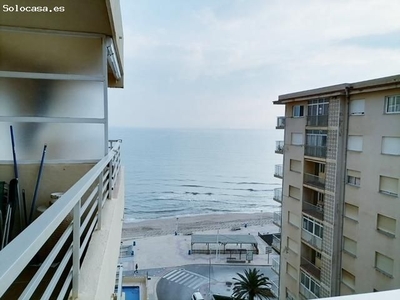 Estupendo piso en primera linea playa con piscina y ascensor