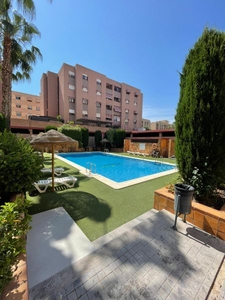Habitaciones en C/ MEDICO VICENTE REYES, Alicante - Alacant por 400€ al mes