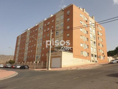 Piso en venta en Calle de Antonia Mercé