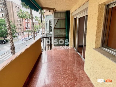 Piso en venta en Calle de Barcelona