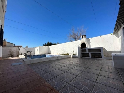 Venta Casa unifamiliar Huétor Tájar. Buen estado con terraza 160 m²