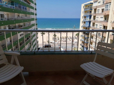 Venta Piso Cádiz. Piso de cuatro habitaciones Séptima planta con terraza