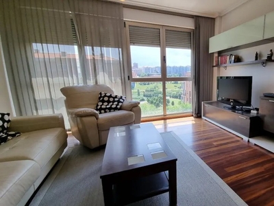 Apartamento de 2 dormitorios en alquiler en Santander, Santander