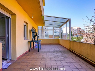 Venta Casa unifamiliar Carballo. Con terraza 330 m²