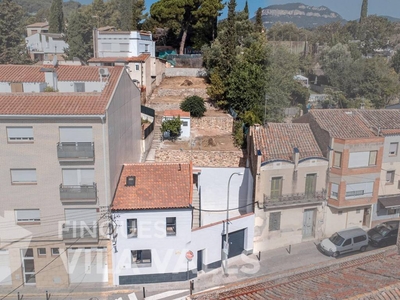 Venta Casa unifamiliar en Carrer de Sant Joan Sant Feliu de Codines. Con terraza 140 m²