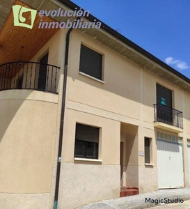 Venta Casa unifamiliar en Tximitxo 4 Condado de Treviño. Con terraza 131 m²