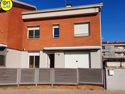 Venta Casa unifamiliar en Vall Del Llor Sant Celoni. Con terraza 146 m²