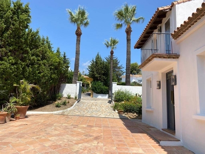 Venta Casa unifamiliar San Roque. Con terraza 245 m²