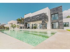 Chalet en venta en Marbella en Los Naranjos-Las Brisas por 3.580.000 €