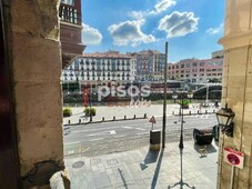 Piso en alquiler en Casco Viejo en Casco Viejo - Zazpi Kaleak por 1.190 €/mes