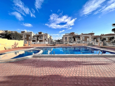 Bungalow en venta en Aguas Nuevas, Torrevieja, Alicante