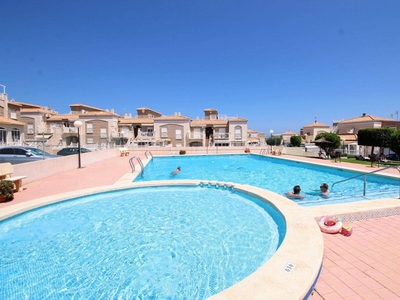 Bungalow en venta en La Mata, Torrevieja, Alicante