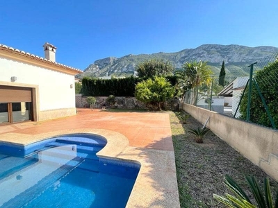 Chalet en venta en El Montgó, Dénia, Alicante