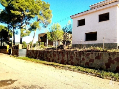 Chalet independiente con terreno en venta en la Carrer del Romaní' Sant Llorenç Savall