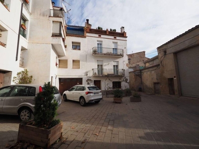 Venta Casa adosada en Calle les Fonts Carme. Buen estado con balcón 222 m²