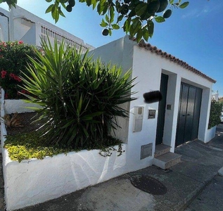 Venta Casa unifamiliar Algeciras. Buen estado con terraza 80 m²
