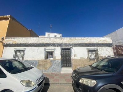Venta Casa unifamiliar Las Cabezas de San Juan. A reformar 200 m²