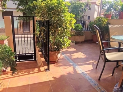 Venta Casa unifamiliar Los Alcázares. Con terraza 172 m²