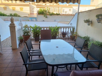 Venta Casa unifamiliar Maracena. Con terraza 218 m²