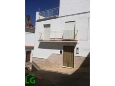 Venta Casa unifamiliar en Calle manuel de falla Ítrabo. Buen estado con terraza 87 m²