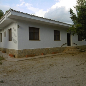 Casa con terreno en Tortosa