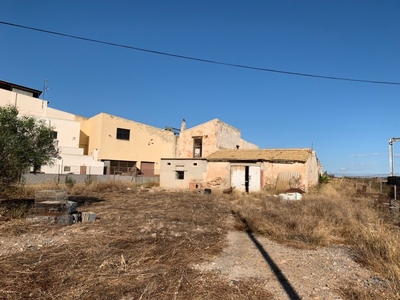 Casa con terreno en Valverde