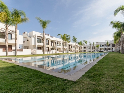 RESIDENCIAL DE OBRA NUEVA DE BUNGALOWS EN LOS BALCONES, TORREVIEJA