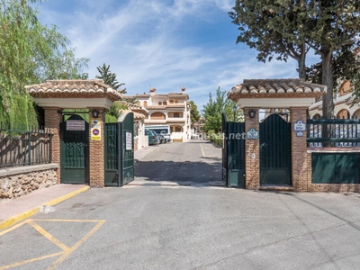 Casa adosada en venta en Monachil