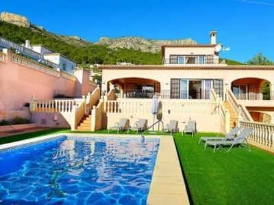 Chalet en venta en Oltamar-Cucarres, Calpe