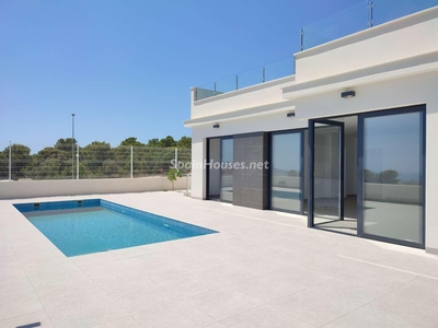 Villa en venta en Playa de Levante, Benidorm