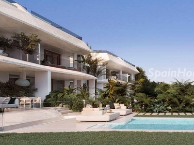 Villa pareada en venta en Marbesa, Marbella