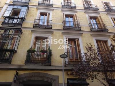 Apartamento en alquiler en Calle de Pérez Galdós, 3 en Justicia-Chueca por 1.700 €/mes