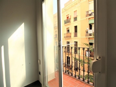 Piso fantastico piso en venta en poble sec (elkano) en Barcelona