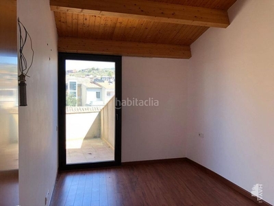 Piso primero con 2 habitaciones en Sallent