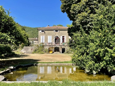 Casa / villa de 1,042m² con 301,122m² de jardín en venta en Montpellier