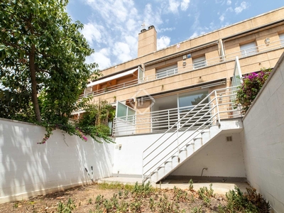 Casa / villa de 228m² con 20m² de jardín en venta en La Pineda