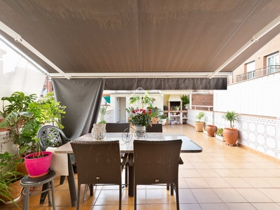 Casa / villa de 365m² con 70m² terraza en venta en Gavà Mar