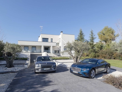 Casa / villa de 680m² en venta en Boadilla Monte, Madrid