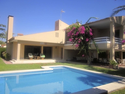 Chalet en venta en Torrevieja, Alicante