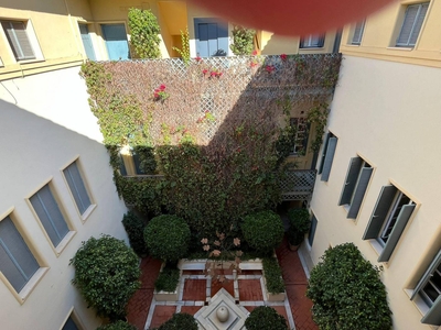 Alquiler Piso Sevilla. Piso de dos habitaciones Con terraza