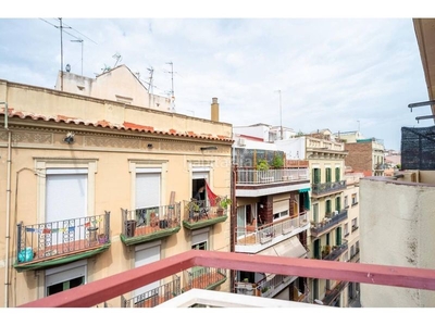 Ático atico de 2hab en la vila de gracia en Vila de Gràcia Barcelona
