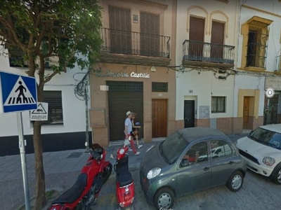 Local en Calle Castilla, Sevilla