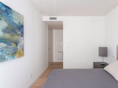 Piso con 2 habitaciones con ascensor, parking y piscina en Madrid