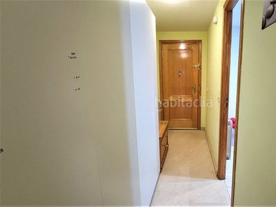 Piso con 3 habitaciones con ascensor, calefacción y aire acondicionado en Madrid