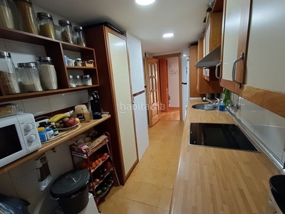 Piso con 4 habitaciones amueblado con ascensor, calefacción y aire acondicionado en Madrid