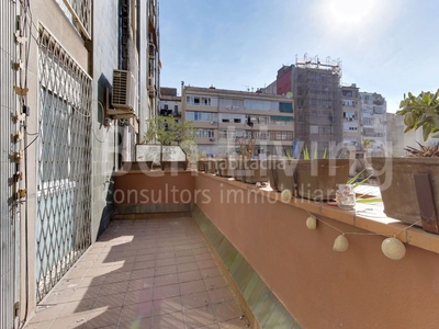 Piso en carrer del consell de cent 148 fantástico piso reformado en Barcelona