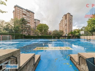 Alquiler de Piso en calle de Fermin Caballero, 59