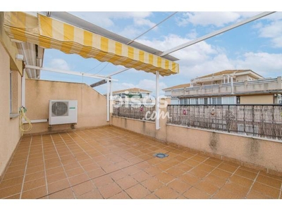 Ático en venta en Avenida de Agustina de Aragón