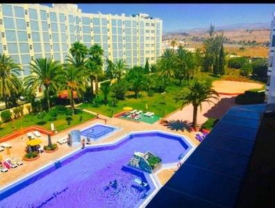 Alquiler de piso en avenida De Tenerife de 3 habitaciones con terraza y piscina